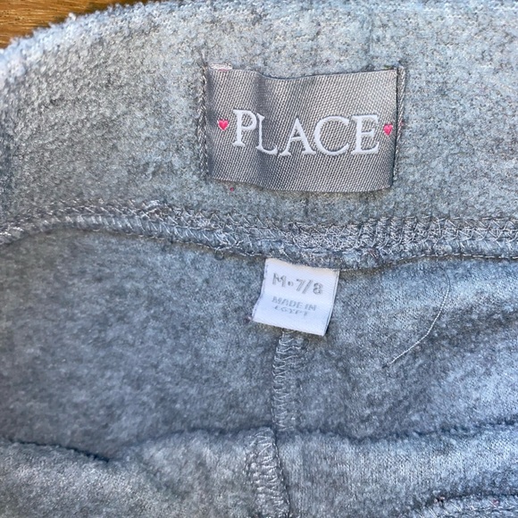 Children’s place, gray fleece sweatpants - Picture 2 of 3